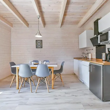 Przy Mysliwskiej * Zieleniewo (Kolobrzeg)