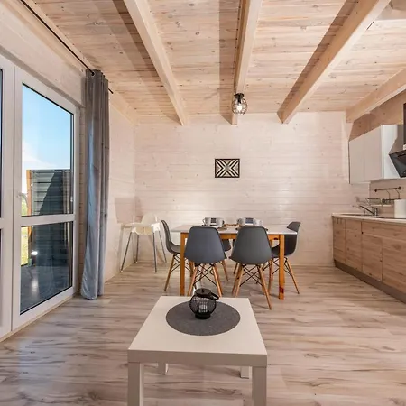 Przy Mysliwskiej 山林小屋