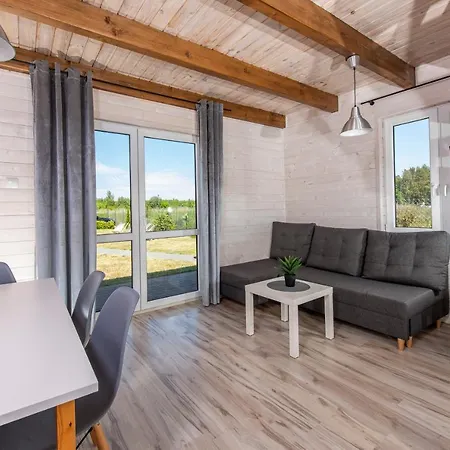 Przy Mysliwskiej אכסניה גרצי'יבובו