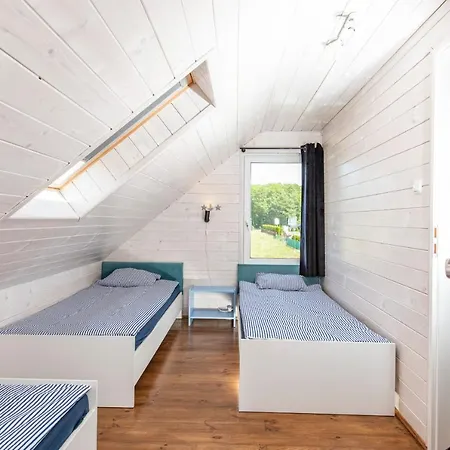 山林小屋 Przy Mysliwskiej Zieleniewo (Kolobrzeg)